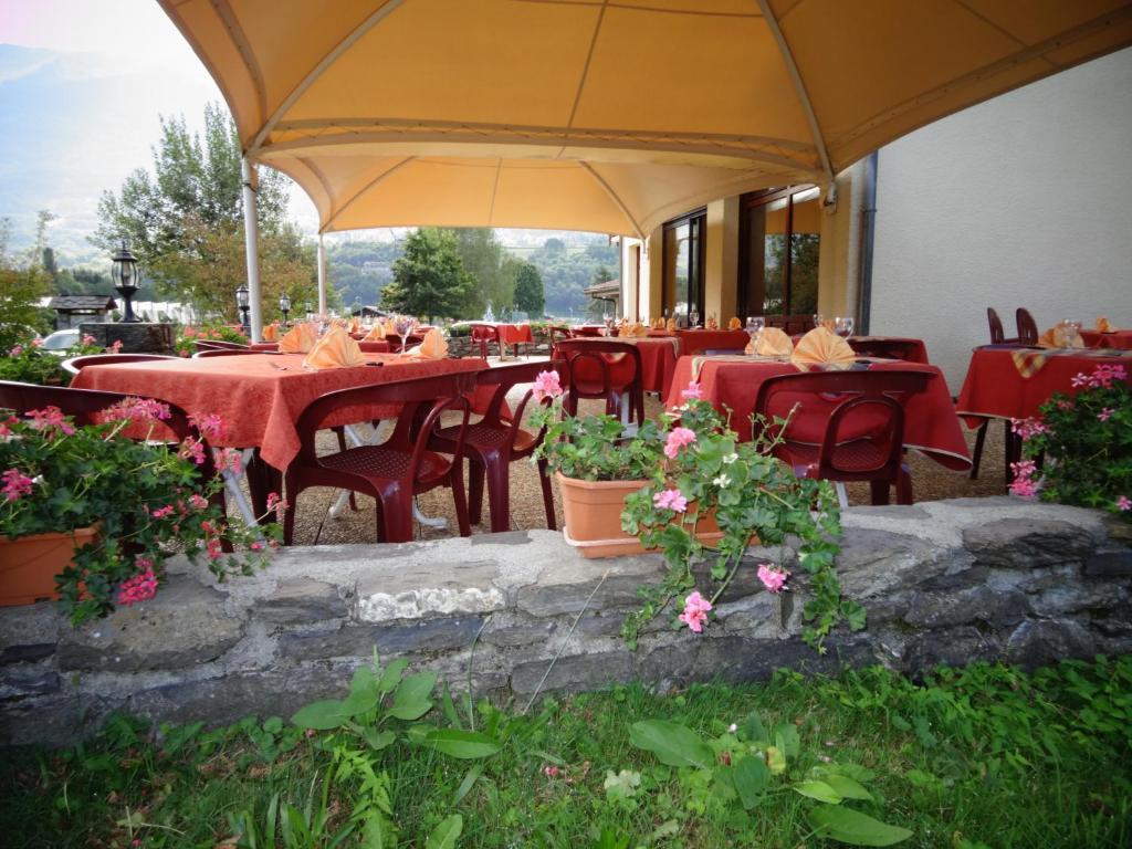 Hotel Le Sainte Helene Sainte-Helene-sur-Isere Exterior photo