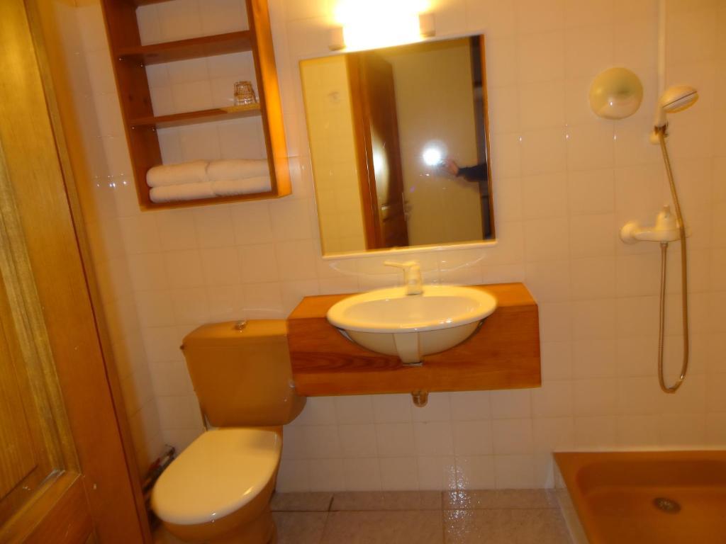 Hotel Le Sainte Helene Sainte-Helene-sur-Isere Room photo